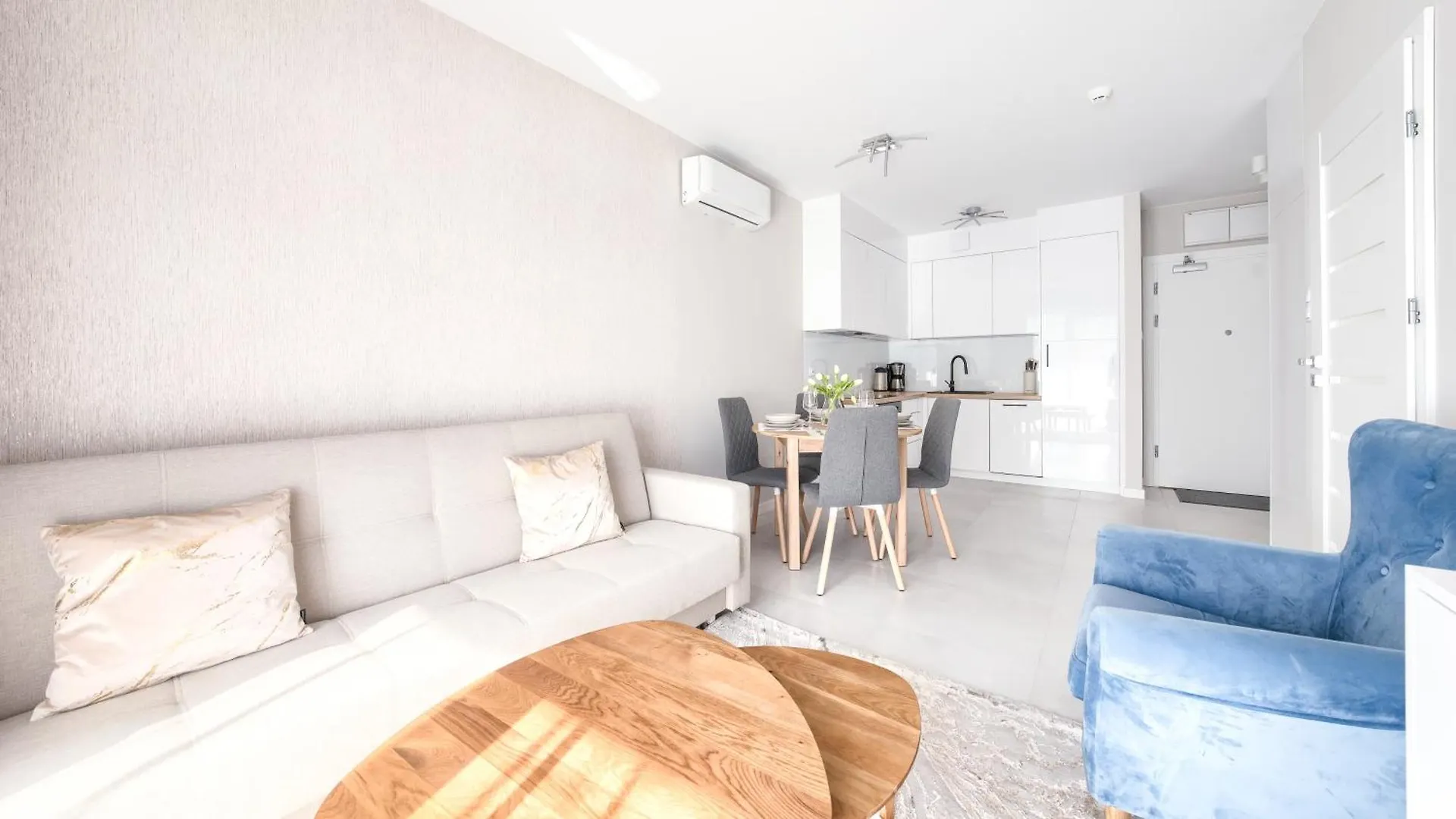 Apartamenty Sun & Snow Przy Kollataja Kolobrzeg Apartment